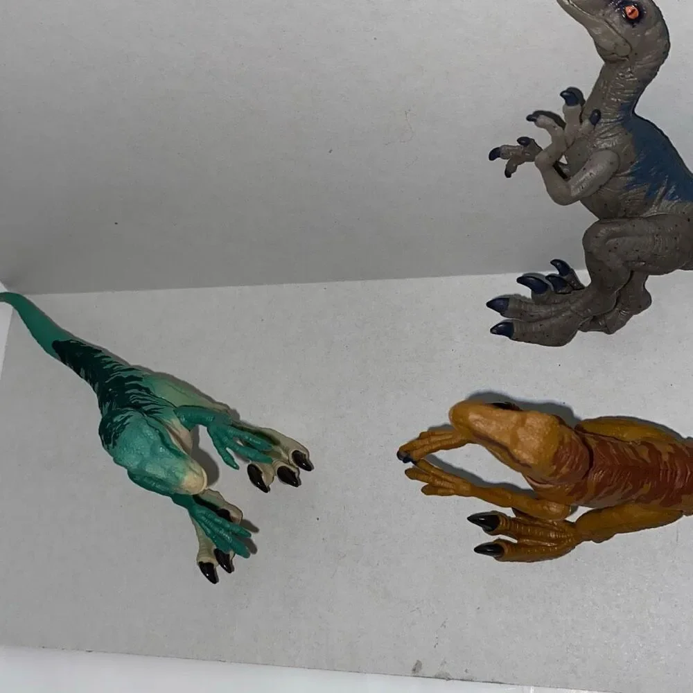 Jurassic World Kids Multicolor Velociraptor Dinosaur‎ Figure Toy 3Piece Set OS